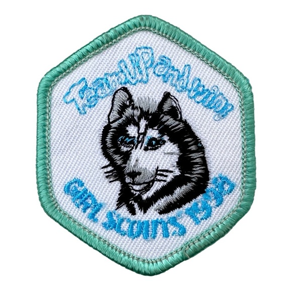 Team Up and Win 1998 Girl Scouts Embroidered Patch - Picture 8 of 9